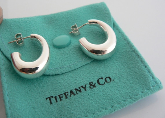 Tiffany & Co studs from Zippy : r/DesignerReps