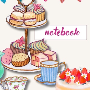 Peut inclure: Illustration de couverture de carnet avec un thème de goûter. On y voit un présentoir à gâteaux avec des gâteaux et des sandwichs, des tasses à thé et un gâteau aux fraises. Le mot "notebook" est écrit en rose. Des guirlandes décorent le haut.