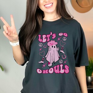 Pink Halloween Comfort Colors Shirt, Western Halloween T-Shirt, Let&#39;s Go Ghouls, Retro Halloween, Cute Fall Tee, Western Ghost T-Shirt