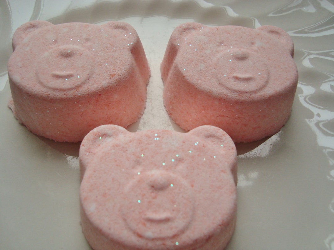 3 Teddy Bear Bath Bombs in Bubblegum Fragrance With Glitter Etsy