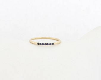 14K Yellow Sapphire Wedding Band Set With Blue Sapphires, Blue Sapphire Wedding Bands, 14K Blue Sapphire Band, Sapphire Stackable Rings