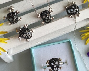 Vrijmaken van CZ Sterling Silver Skull sieraden Set van 4-schedel ketting-CZ Skull oorbellen-Cz Skull Ring-Skull armband-Lovely Holiday Gift sieraden