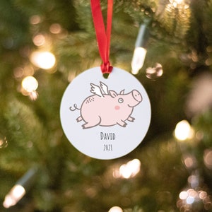 Schwein Weihnachten Ornament, 2021 When Pigs Fly, Custom Name Schwein Ornament, Schwein Liebhaber Geschenk, lustiges Ornament, Mini Schwein, American Mini Schwein, Ampa