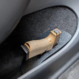 Kabura na drzwi Tesla Model Y (dostępna w wersji Juniper i Pre-Refresh)