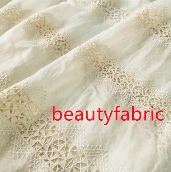 Soft Handfeel White Cotton Organza Tulle Fabric - China White