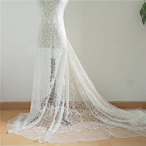 1 Yard Sequins Ivory Retro Flower Alice Exquisite Retro Ivory Floral Lace Fabric Embroidered Bilateral Scalloped Edge 51&quot; Veil