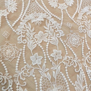 Lace Fabric Off White Tulle Flower Sequin Beaded Floral Floral Embroidery for Bridal Wedding Headband Veil Lace 51&quot; width High Quality