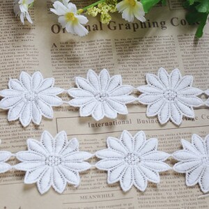 2 yards Ivory Lace Trim Exquisite Sunflower Embroidery Wedding 1.96&quot; width