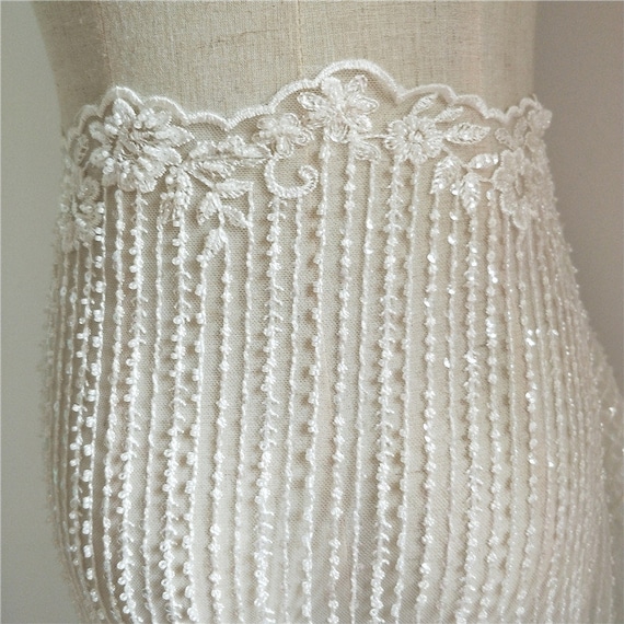 Wholesale Fabric: Venus Rose Stretch Lace Ivory » Fabric Merchants