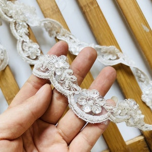 White Silver Sequin Beaded Floral Embroidery Trim Bridal Fabric Veil Fabric Alencon Lace Trim for Bridal Wedding Dress 2cm width