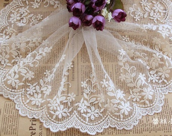 2 yards Dentelle Trim Ivoire Tulle Noir Broderie Petite Fleur Tissu de mariage 5.9 « largeur