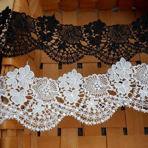 2 yards Black White style wedding bride with Venise lace trim for veil, lace dress, jewelry or costume design 4.8cm width