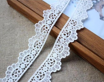 Off White Cotton Lace Trim, Cotton Ribbon Lace, Lace Trimming, Lace Gift Wrap, Embellishment Lace 1" width