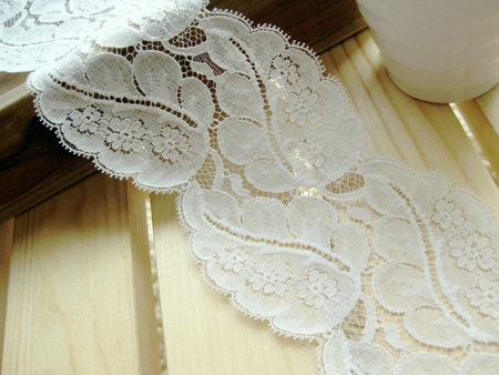Delicate Leaf Fine Guipure Lace Trim Embroidered Leaf Tulle -  Norway