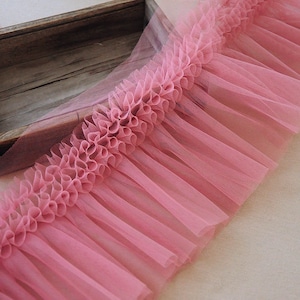 2 colors white pink Mesh organ pleated lace trim for sleeve neckline cuff Barbie skirts, baby fluffy skirts, skirt sleeves