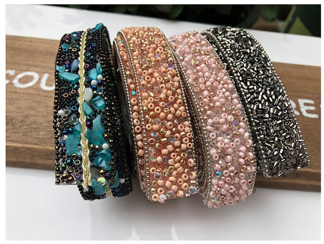Cinturino in Strass Piatto con Rifiniture in Pietra Colorata con Rifiniture in Nastro Decorativo per Artigianato Fai da Te abbellire la per Capelli 3 5 cm Larghezza 1 Metri (Bunt