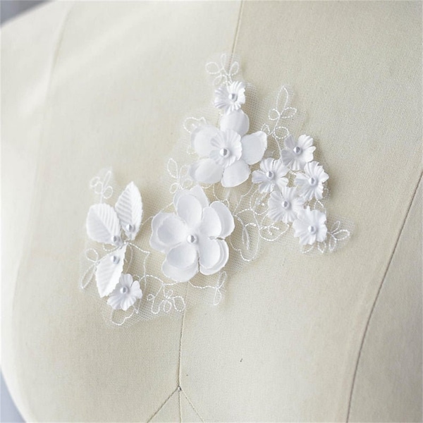 Lace applique off white color,  hair accessories, alencon appliqué lace pair Retro Floral Exquisite Dress Grown Bridal Veil Applique