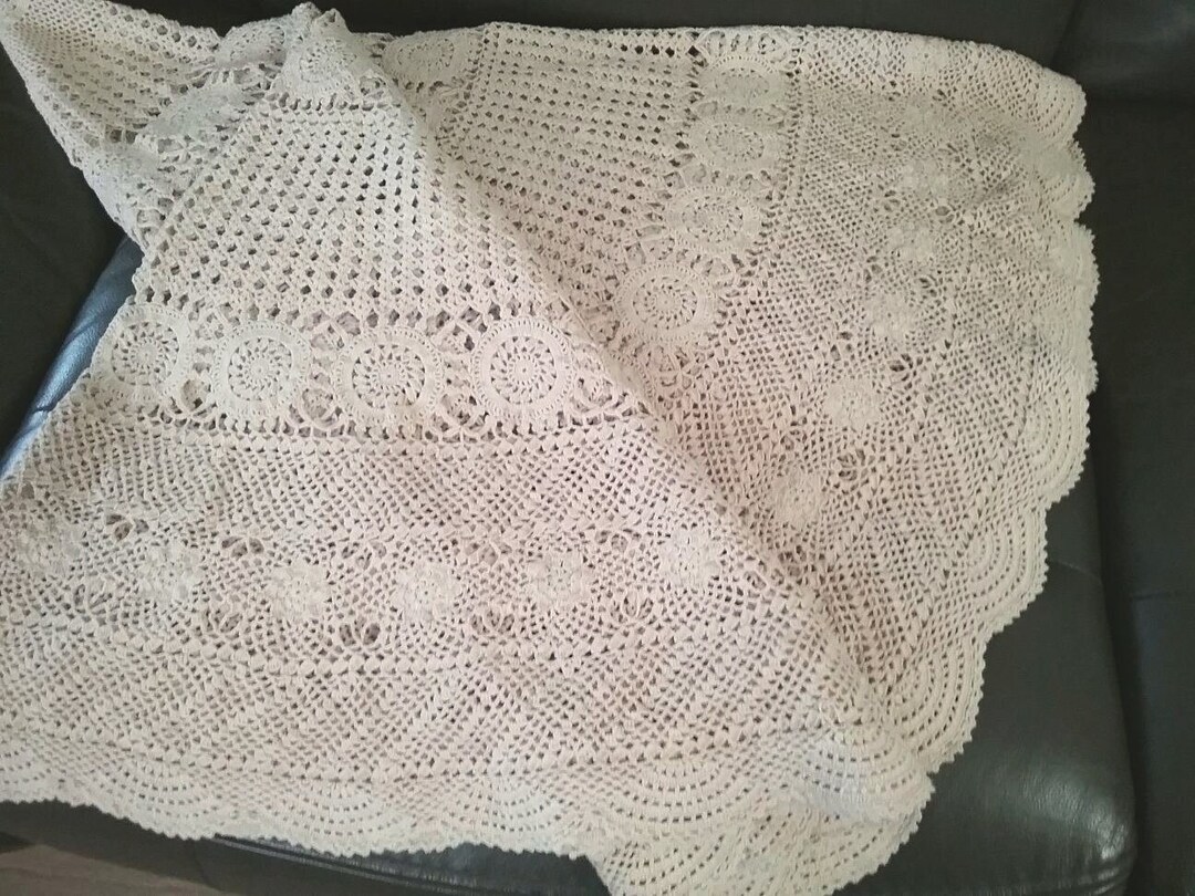 Vintage Cotton Crochet Table Cloth Beige Cream Table Knit Etsy