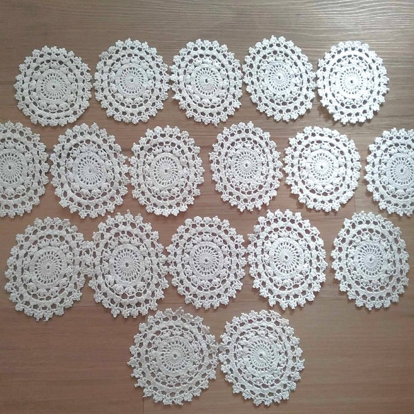 cream crochet doilies for craft embellishing or scrapbooking, 18 small size vintage cotton doily bulk lot, wedding decor, 9cm wide oval