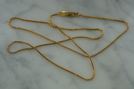 14K Yellow Gold Wheat Weave Chain Necklace with L… - image 3