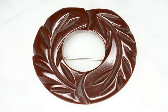 Brown Bakelite Laurel Wreath Pin - image 2