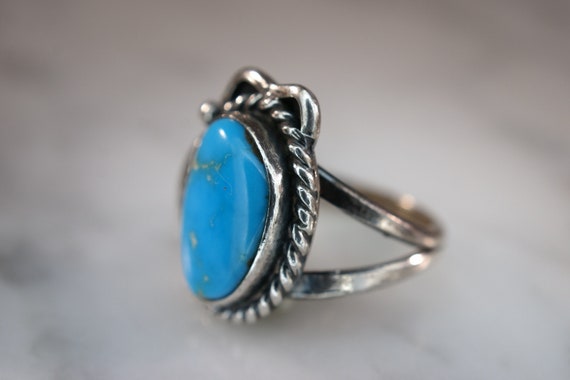 Navajo Style Sterling Silver and Turquoise Ring - image 2