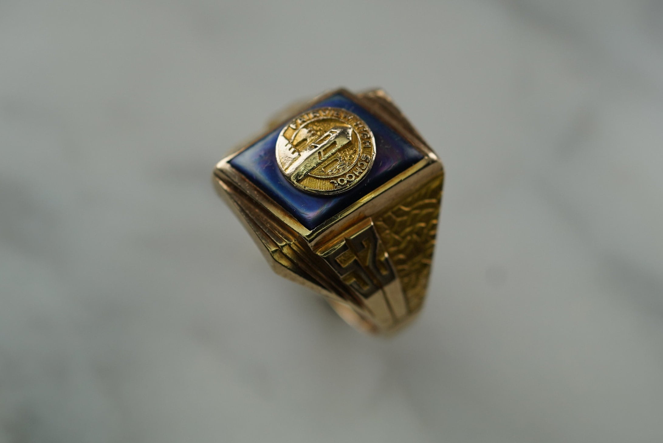 アクセサリー JOSTEN 10k Gold 1951 Class Ring Vintage High School 1951 Josten 10K Gold Ladies Class Ring