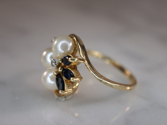 10K Yellow Gold Pearl, Sapphire, and Diamond Ring - image 2