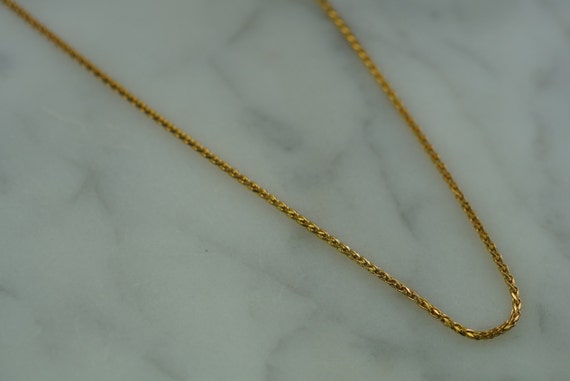 14K Yellow Gold Wheat Weave Chain Necklace with L… - image 4