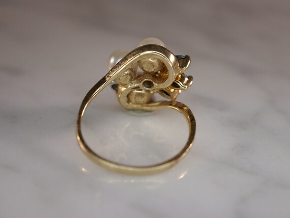 10K Yellow Gold Pearl, Sapphire, and Diamond Ring - image 4