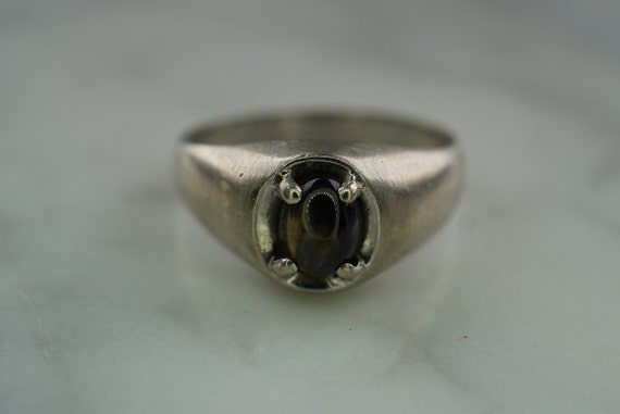 10K White Gold Black Star Sapphire Ring with Brus… - image 3