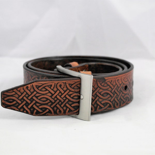 Noeud celtique, ceinture en cuir