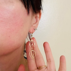 Delicate tulip dangle drop earrings, spring