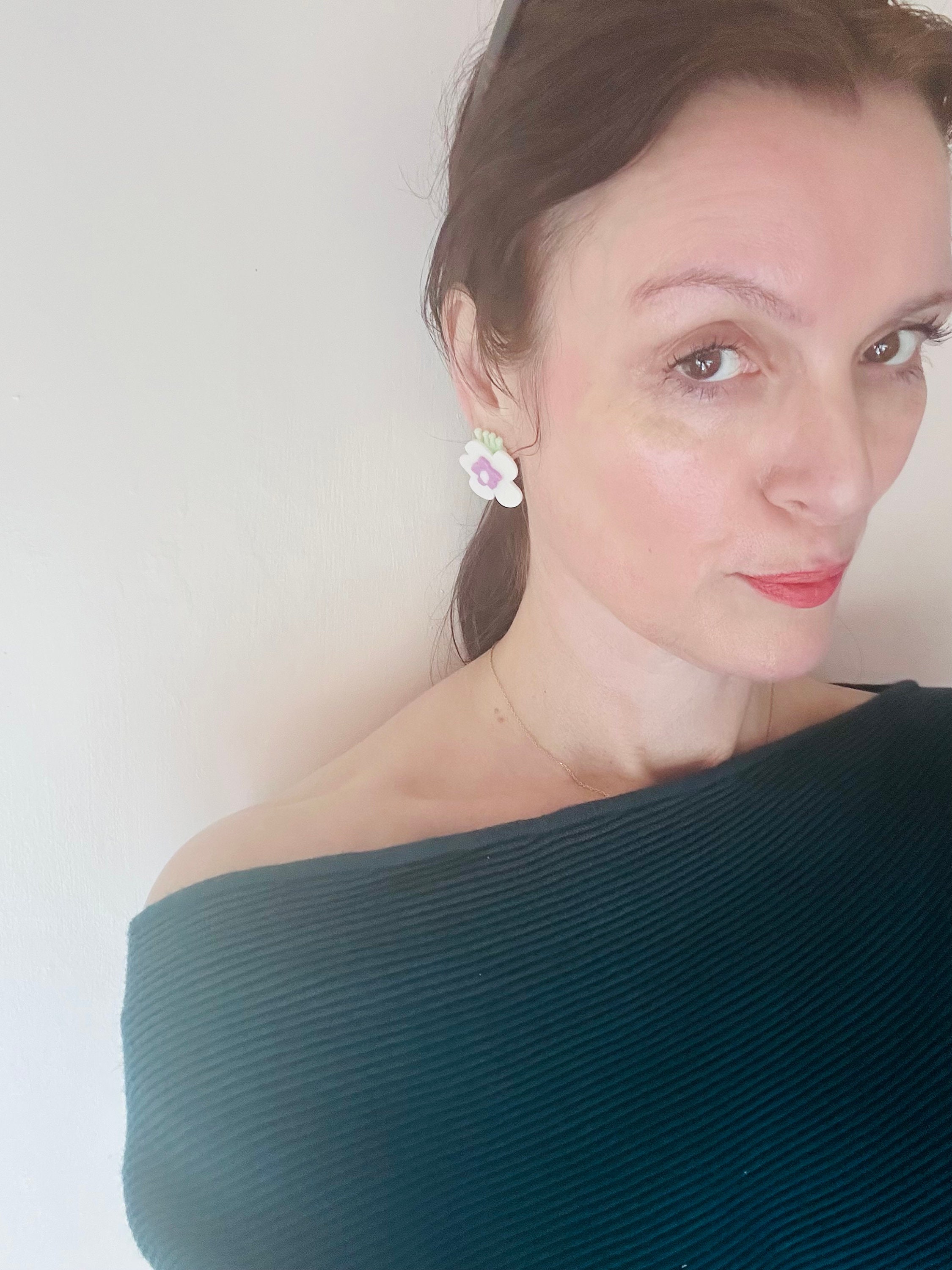 Flower acrylic large stud earring
