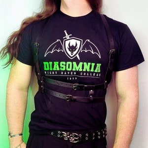 Twst slaapzaalshirt op Diasomina Twisted Wonderland geïnspireerde merchandise