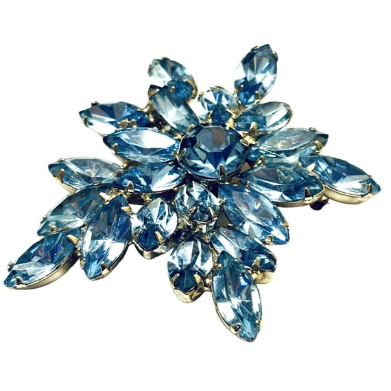 Vintage Blue Rhinestone Brooch Marquis Stones Gol… - image 1