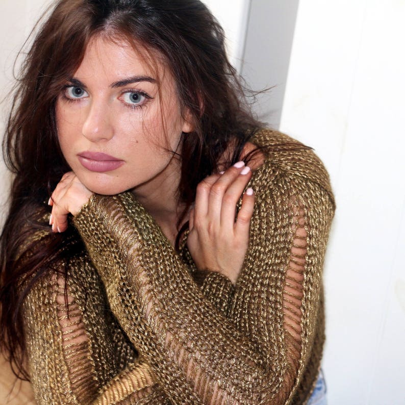 WAVE AFTER WAVE LOOSE KNIT SWEATER