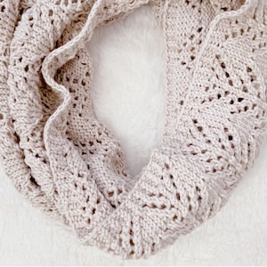 Easy Lace Cowl Scarf Knitting Pattern for Women, MAE Infinity Scarf for All Seasons, DK / Light Worsted Yarn