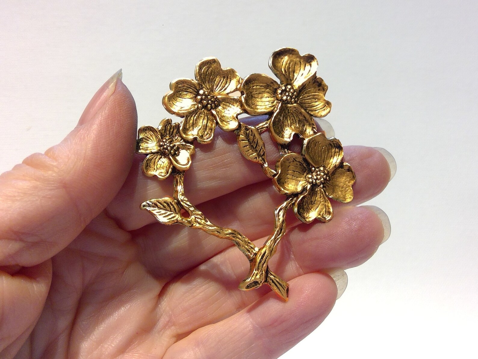 Reading glasses pin brooch vintage flower pin eyeglass Etsy