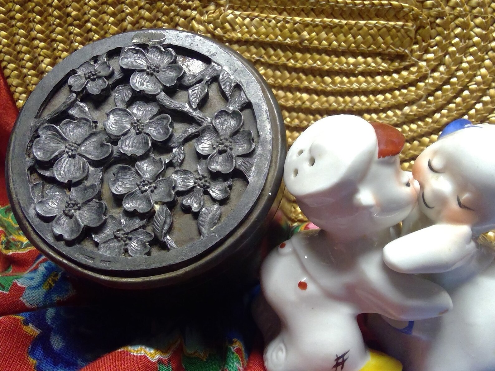 Reading glasses pin brooch vintage flower pin eyeglass Etsy