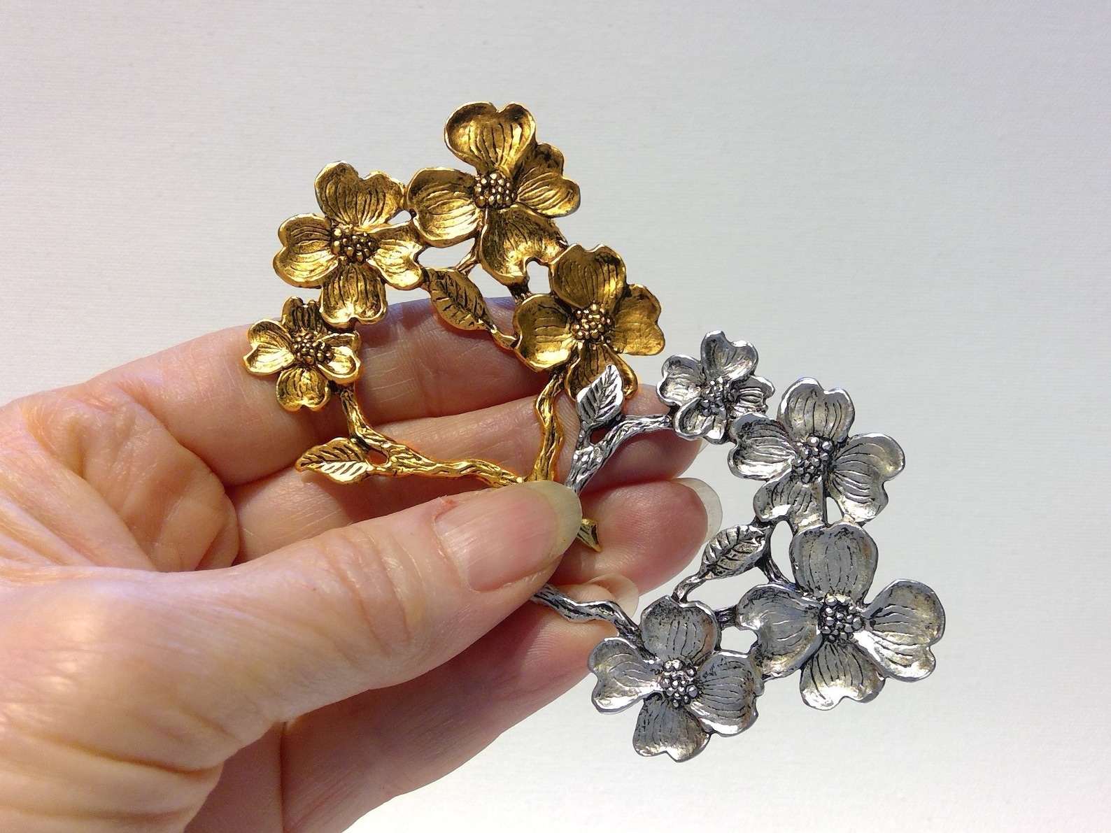 Reading glasses pin brooch vintage flower pin eyeglass Etsy