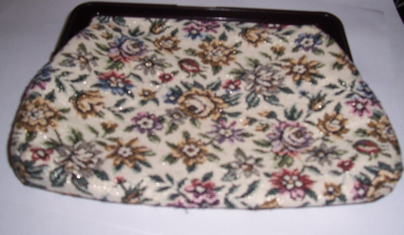 vintage floral pattern clutch