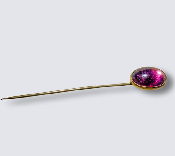 Antique Victorian Edwardian 14K Gold Amethyst Glass Hat Pin  display picture 2