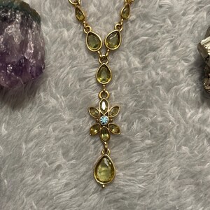 A unique drop style necklace statement pendant