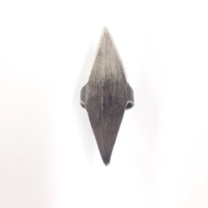 Edgy Jewelry / Sterling Silver Ring / Oxidized Jewelry / Textured Silver / Pointed Ring / Statement Ring / Handmade Jewelry