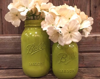 MASON JAR // Ivy Leaf Green // Painted and Distressed Mason Jar // Quart + Pint Size // Regular + Wide Mouth