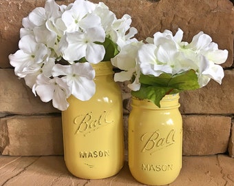 MASON JAR // Meringue Yellow // Painted and Distressed Mason Jar // Quart + Pint Size // Regular + Wide Mouth