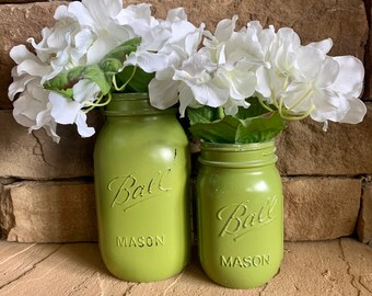 MASON JAR // Ivy Leaf Green // Painted and Distressed Mason Jar // Quart + Pint Size // Regular + Wide Mouth