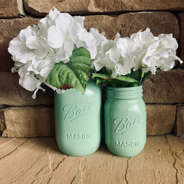 MASON JAR // Pistachio Green // Painted and Distressed Mason Jar // Quart + Pint Size // Regular + Wide Mouth