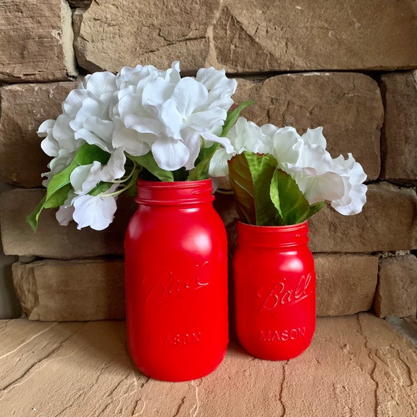 MASON JAR // Cherry Red // Painted and Distressed Mason Jar // Quart + Pint Size // Regular + Wide Mouth